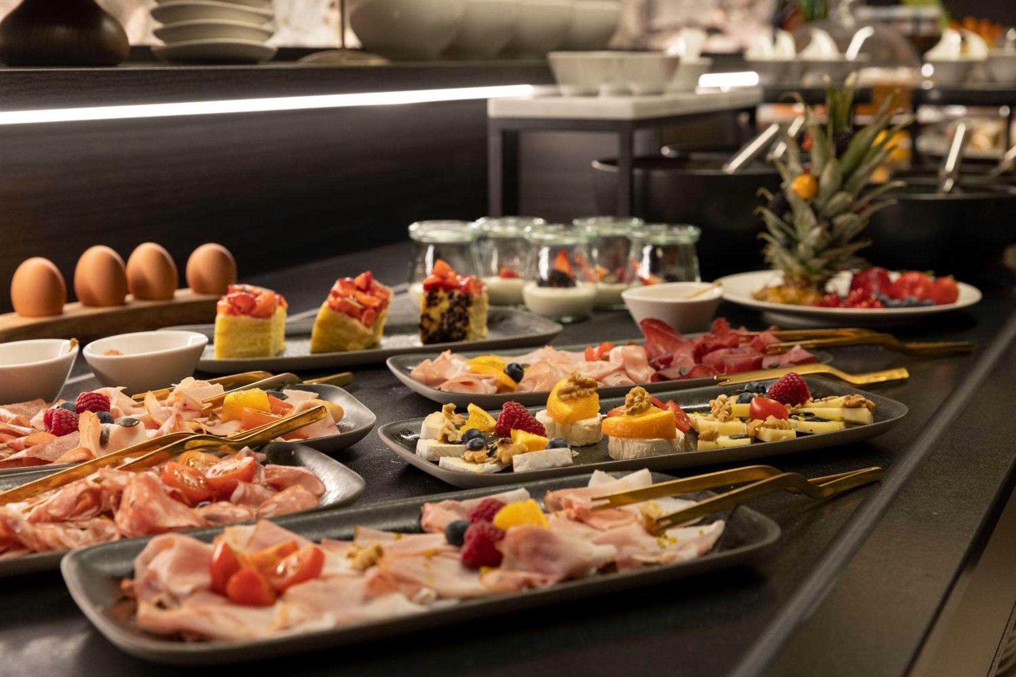 Ansitz Battisti Suites (Adults Only) Caldaro Zewnętrze zdjęcie