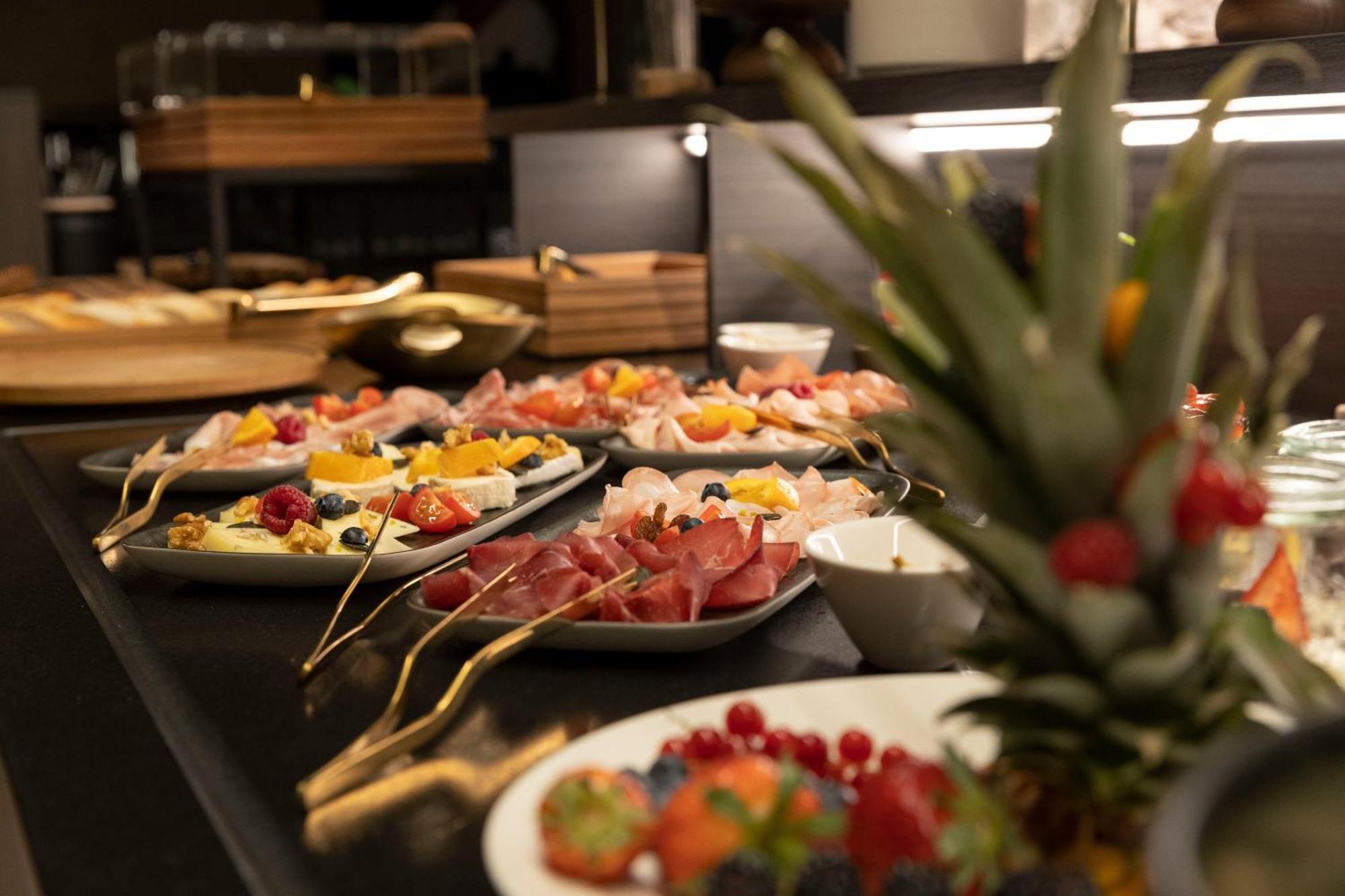 Ansitz Battisti Suites (Adults Only) Caldaro Zewnętrze zdjęcie