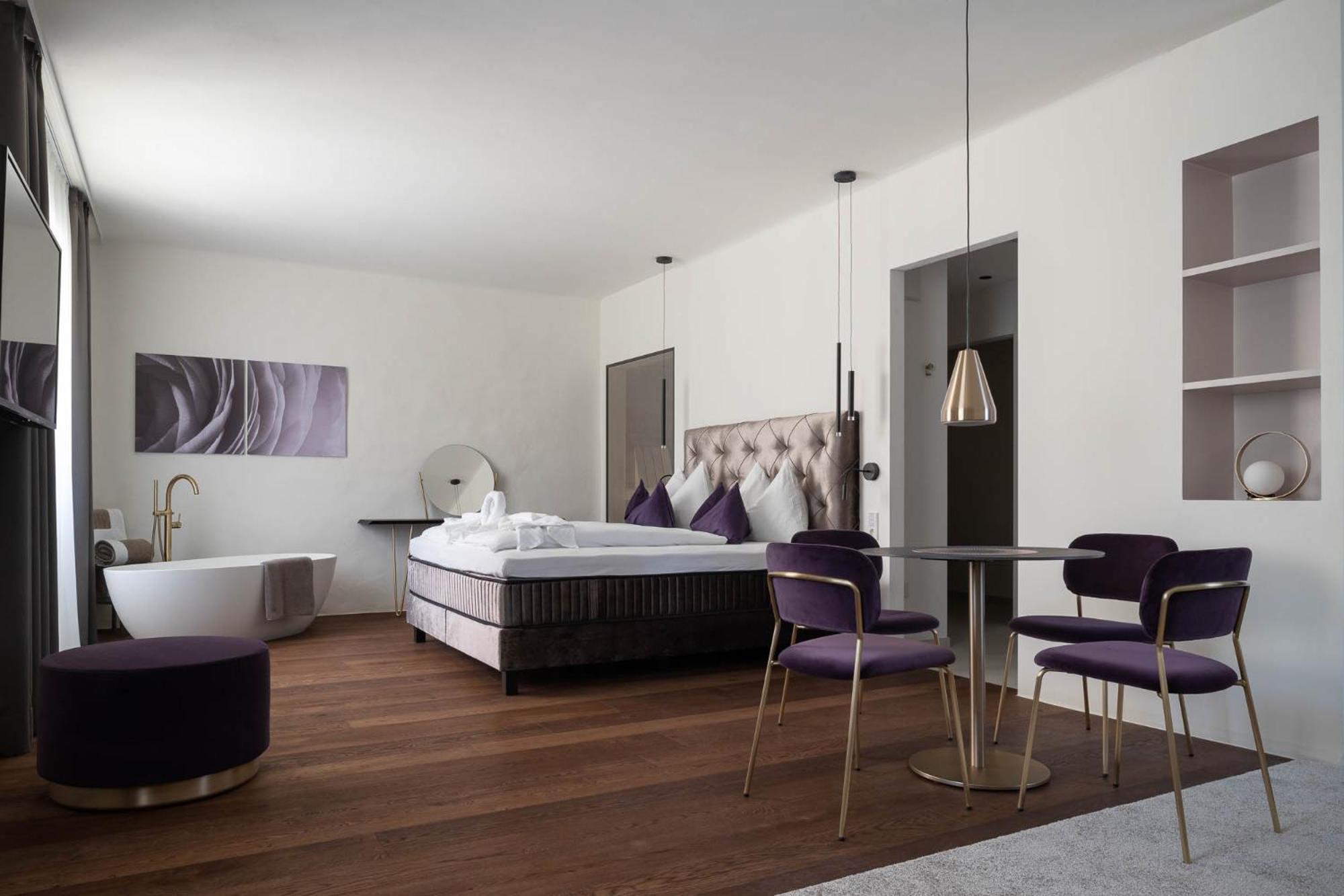 Ansitz Battisti Suites (Adults Only) Caldaro Pokój zdjęcie